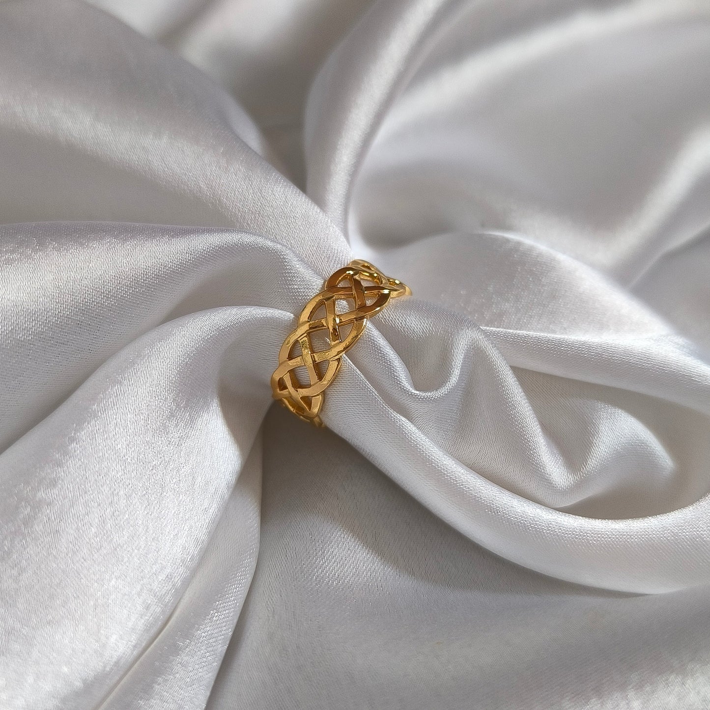 Gold Plated Celtic Knot Ring.
