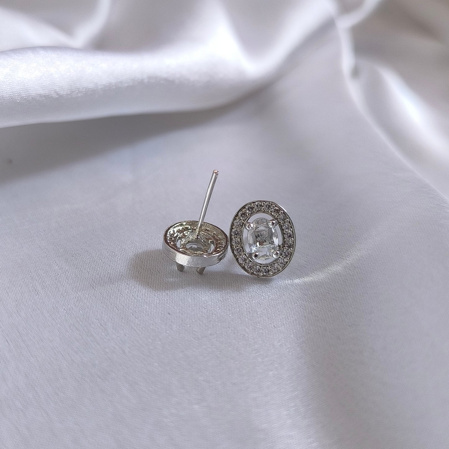 Silver Oval Halo Studs
