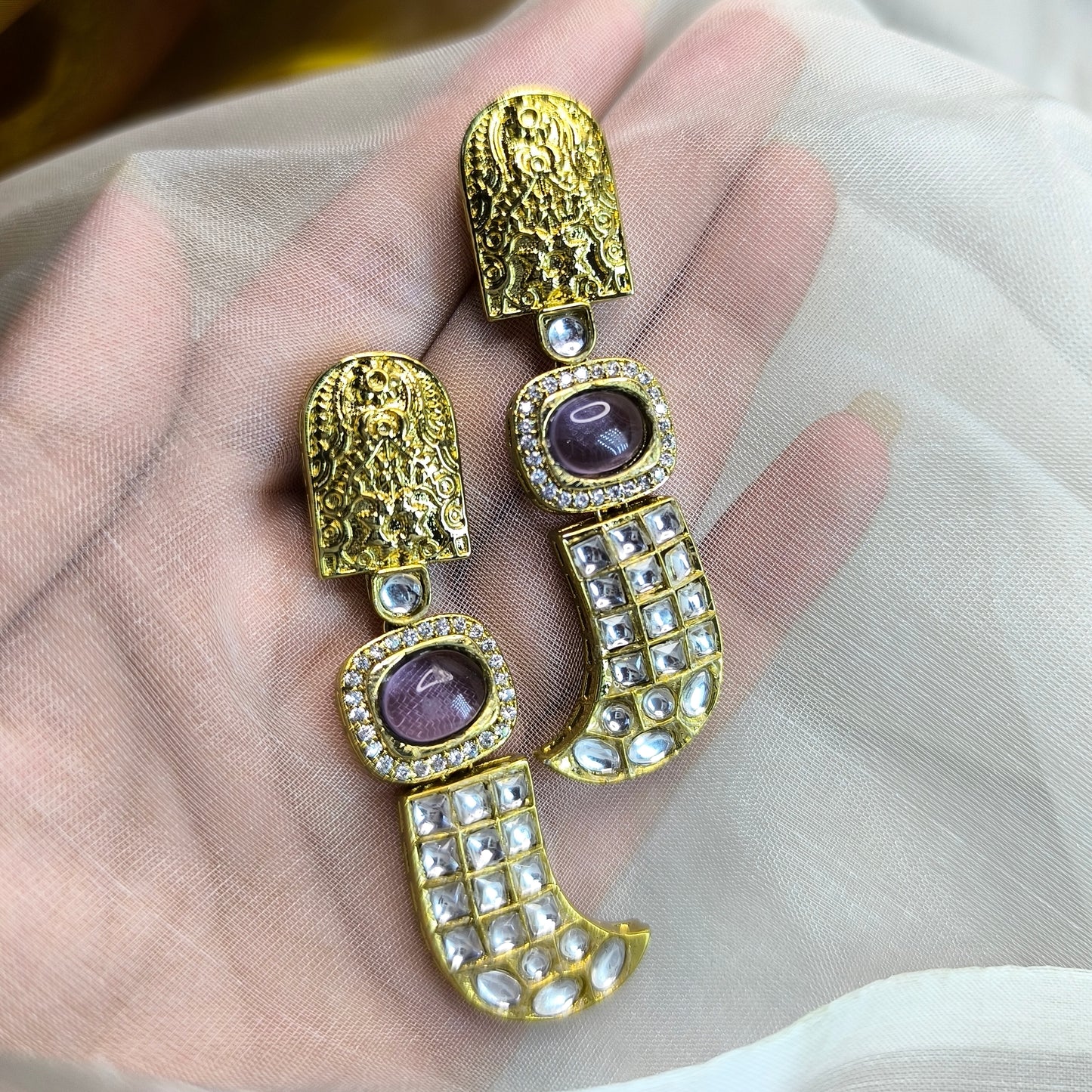 Riwaayat Antique Kundan Drops Earrings