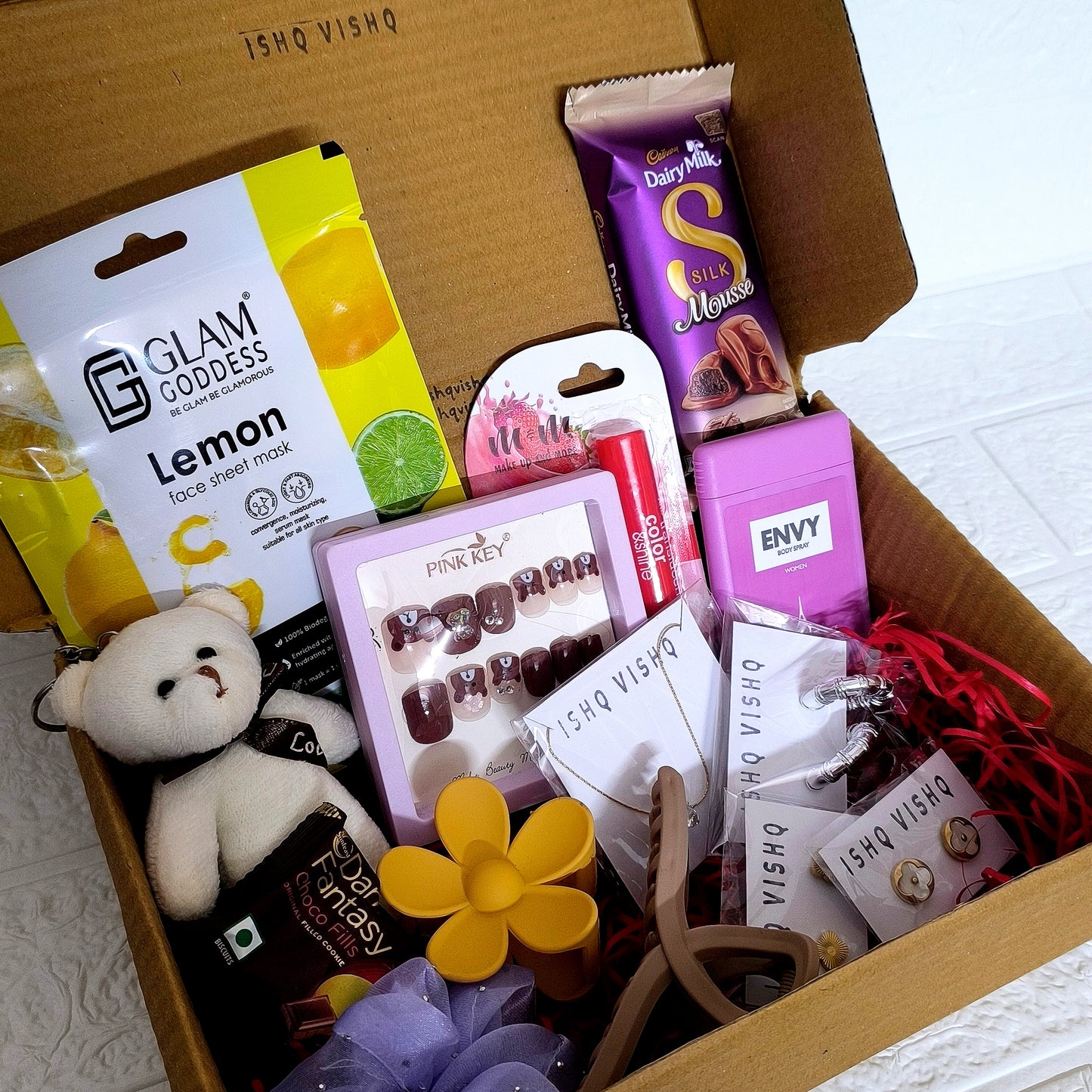 Valentine's Hamper for Queen