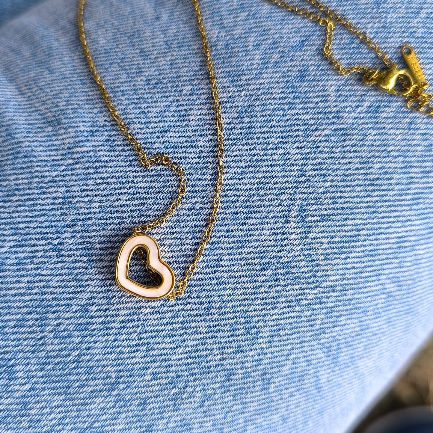 Anti-Tarnish White Enamel Heart Pendent